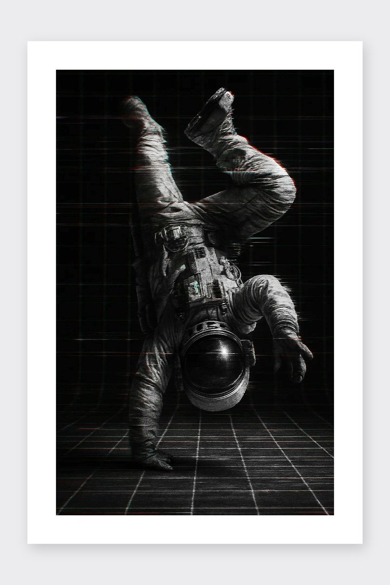 Astronaut Poster - Sci-Fi Posters - Zwart Wit - Passe-Partouts Effect - Wanddecoratie Woonkamer - 180 gram papier - BL6306AZ - Formaat 70 x 100cm