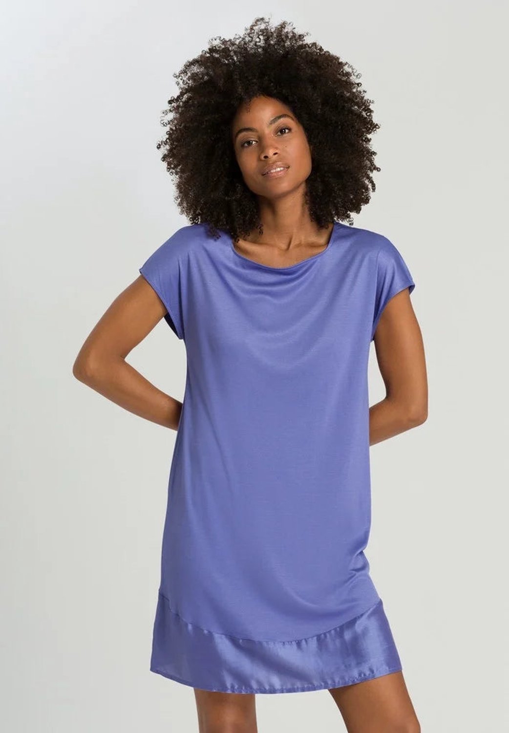 Hanro Livia Nachthemd 077937 Lavendel Paars