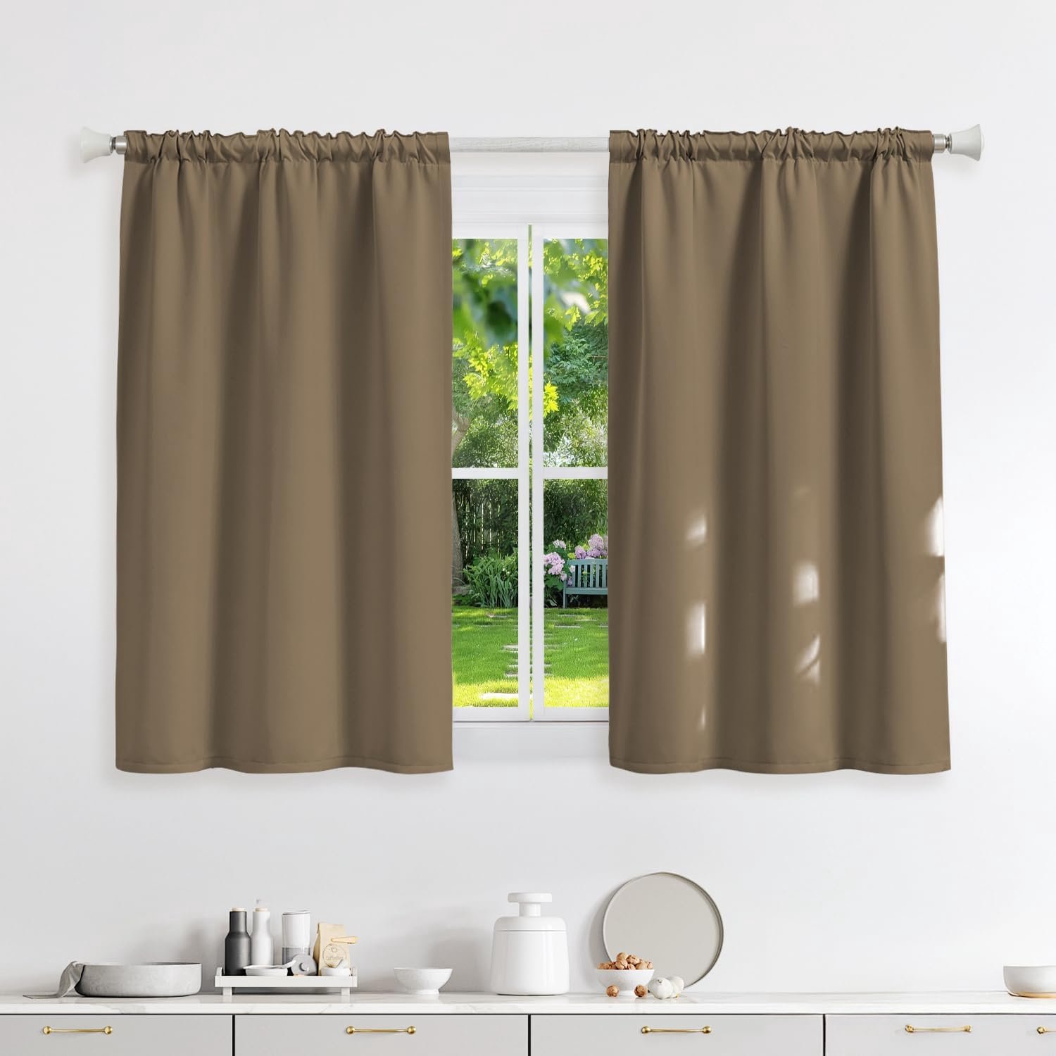 Gordijnen met plooiband, ondoorzichtig, cappuccino, verduisteringsgordijnen, set van 2, 120 x 90 cm (H x B) voor railsysteem, thermische gordijnen, koudebescherming, schuifgordijnen voor