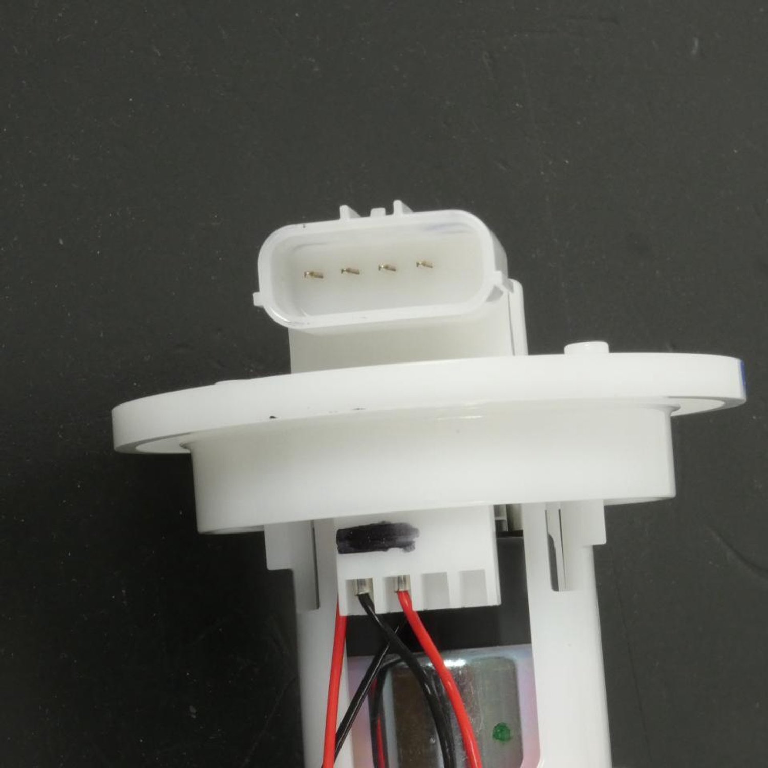 Benzinepomp origineel voor scooter Aprilia 50 SXR vanaf 2021 1D002701 Nieuw