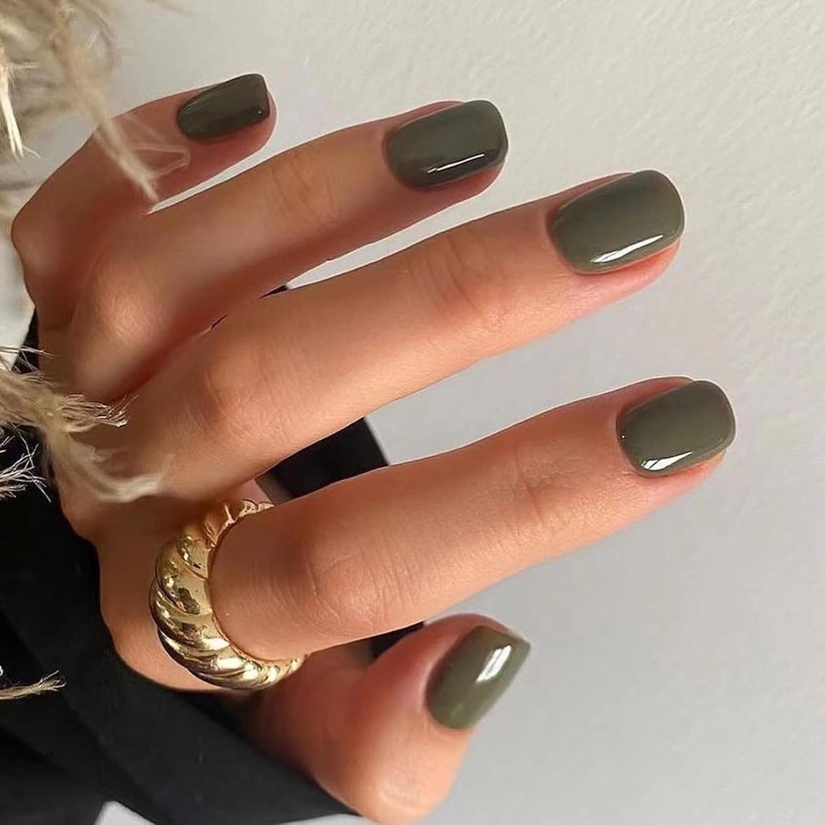 24 stuks acryl kunstnagels, kort, vierkant, om op te plakken, Franse kunstnagels, effen, volledige dekking, glanzende kunstnagels, voor vrouwen en meisjes, groen