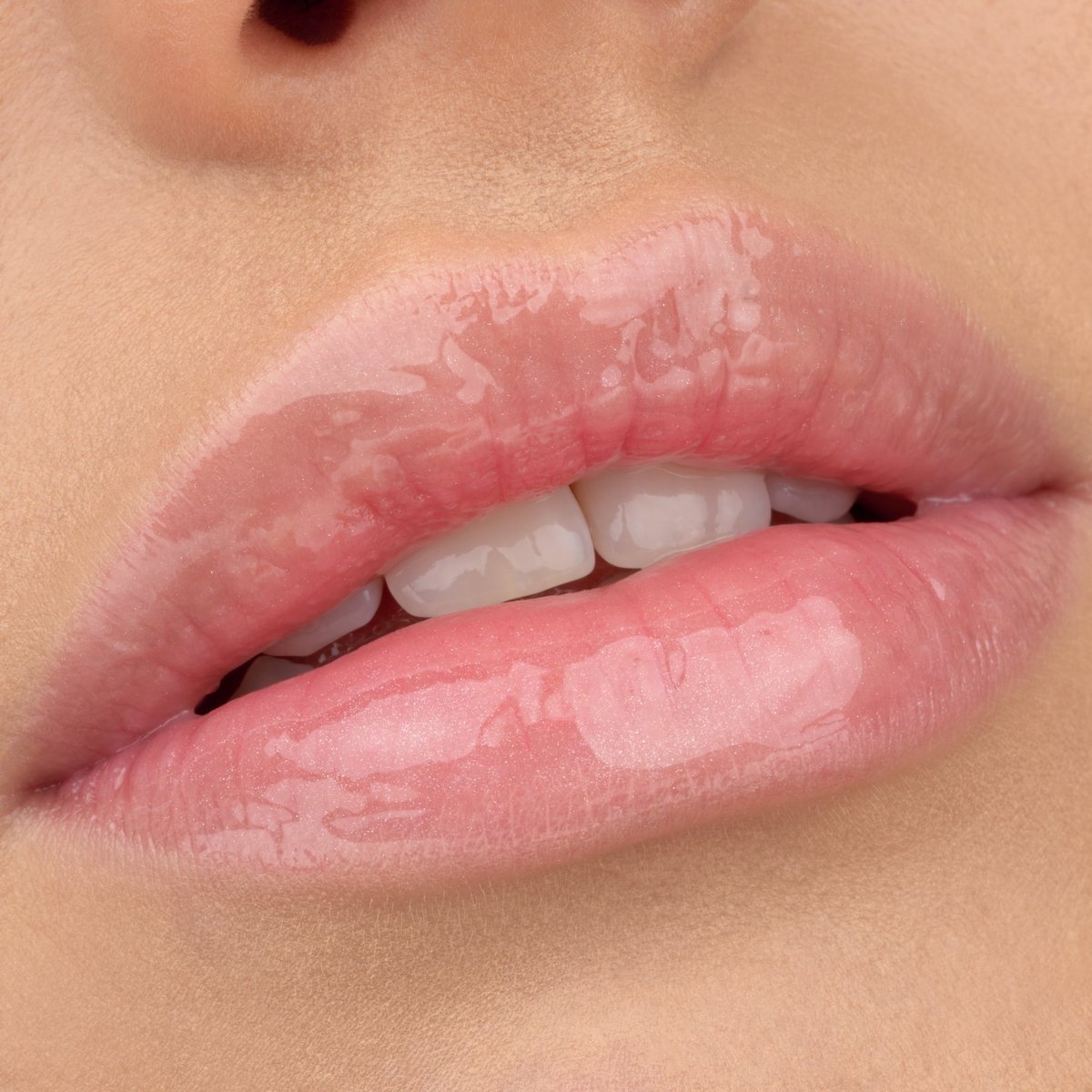 essence JUICY BOMB Shiny Lipgloss – 101 Lovely Litchi — cadeau in Cadeau-ideeën - foto 7
