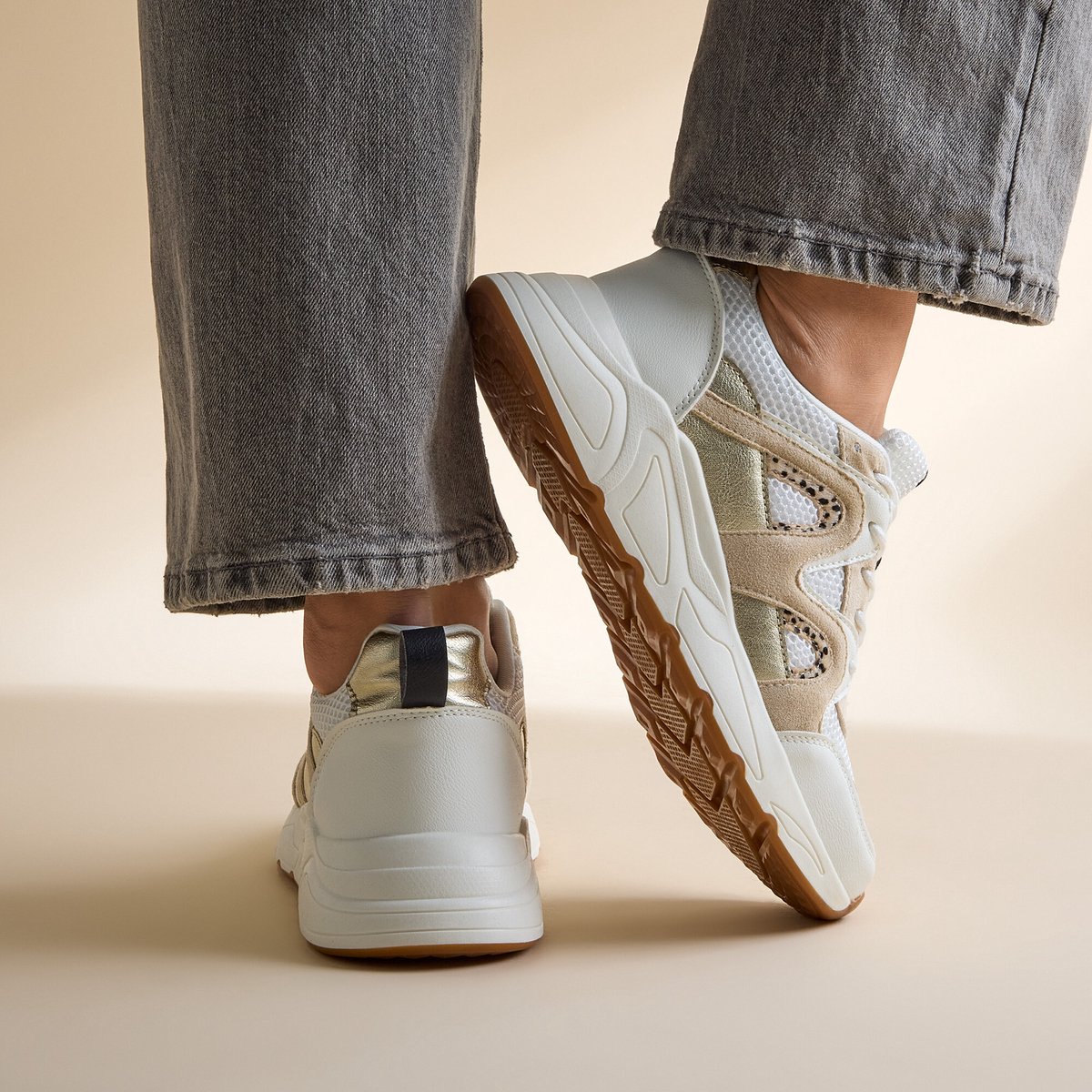 Cellini Sneakers wit Textiel - Maat 37