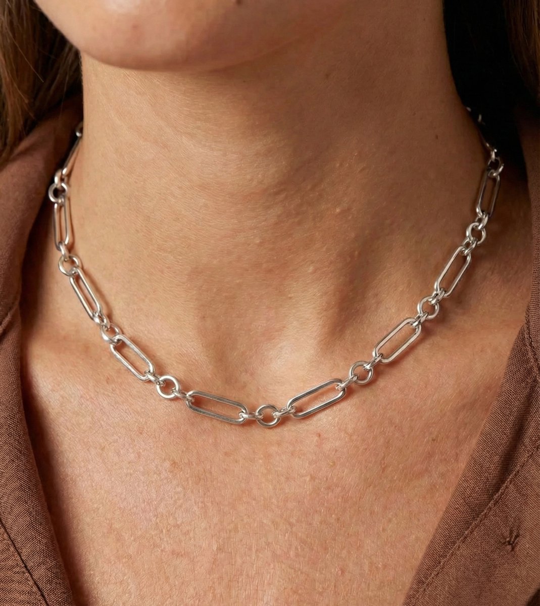Lundholm Ketting Dames Schakel Ketting Zilver – Premium Stainless Steel – Zilverkleurige Schakelketting Jewellery (42 + 5 cm) – Waterproof & Hypoallergeen – Inclusief Luxe Geschenkverpakking