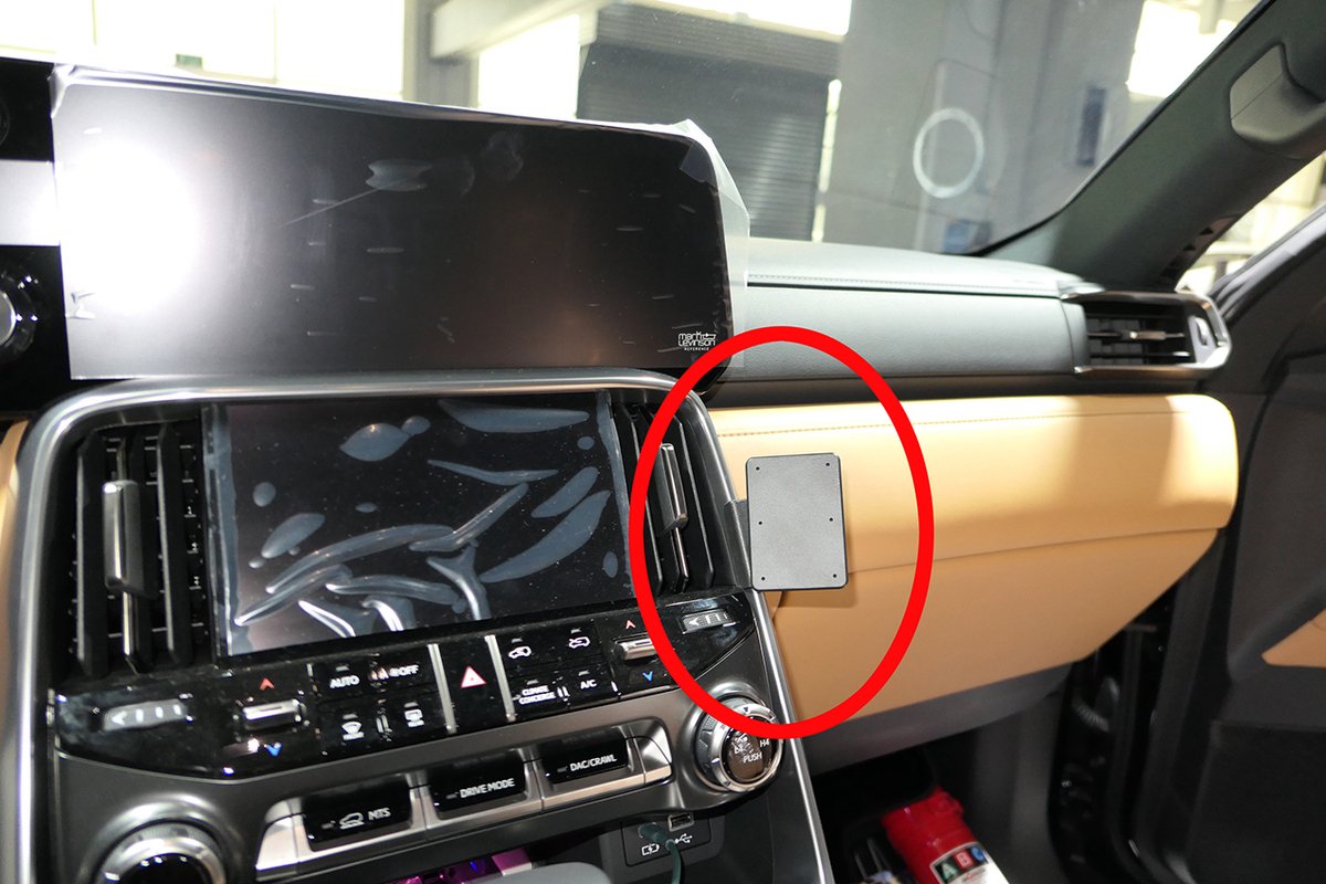 Proclip Lexus LX Series 2022- Angled mount