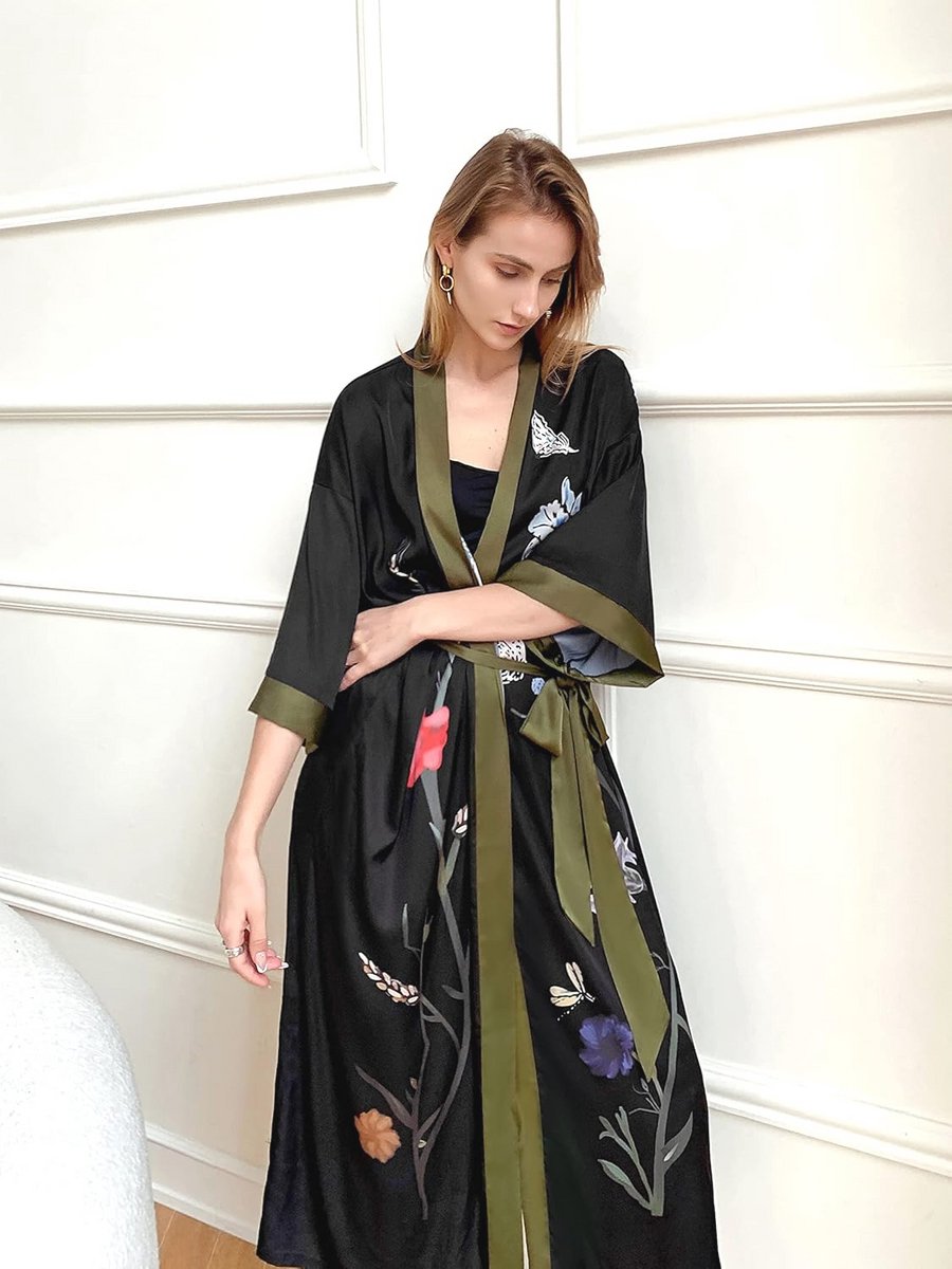 Lange Satijnen Kimono Ochtendjas met Bloemen - Ideaal voor Bruidsmeisjes