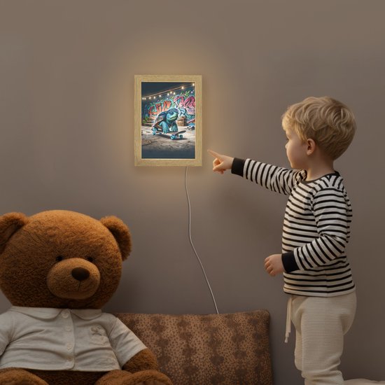 Nachtlampje 15x20 cm - Kinder lampje - Schildpad - Graffiti - Skateboard - Jongens - Tafellamp kinderkamer - Slaapkamer lamp - Bedlamp kinderen - Kinderlampje stopcontact - Wandlamp babykamer - Nachtlampjes van OnlyWow — afbeelding 5