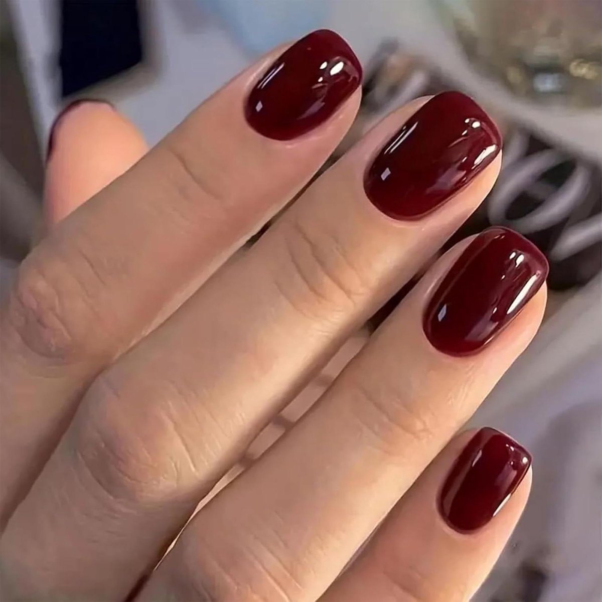 Korte kunstnagels - Set van 24 stuks - Eenvoudig op te plakkenBundleOrNil.