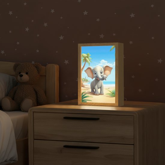 Nachtlampje 20x30 cm - Kinder lampje - Olifant - Strand - Dieren - Meisjes - Kind - Tafellamp kinderkamer - Slaapkamer lamp - Bedlamp kinderen - Kinderlampje stopcontact - Wandlamp babykamer - Nachtlampjes van OnlyWow — afbeelding 2