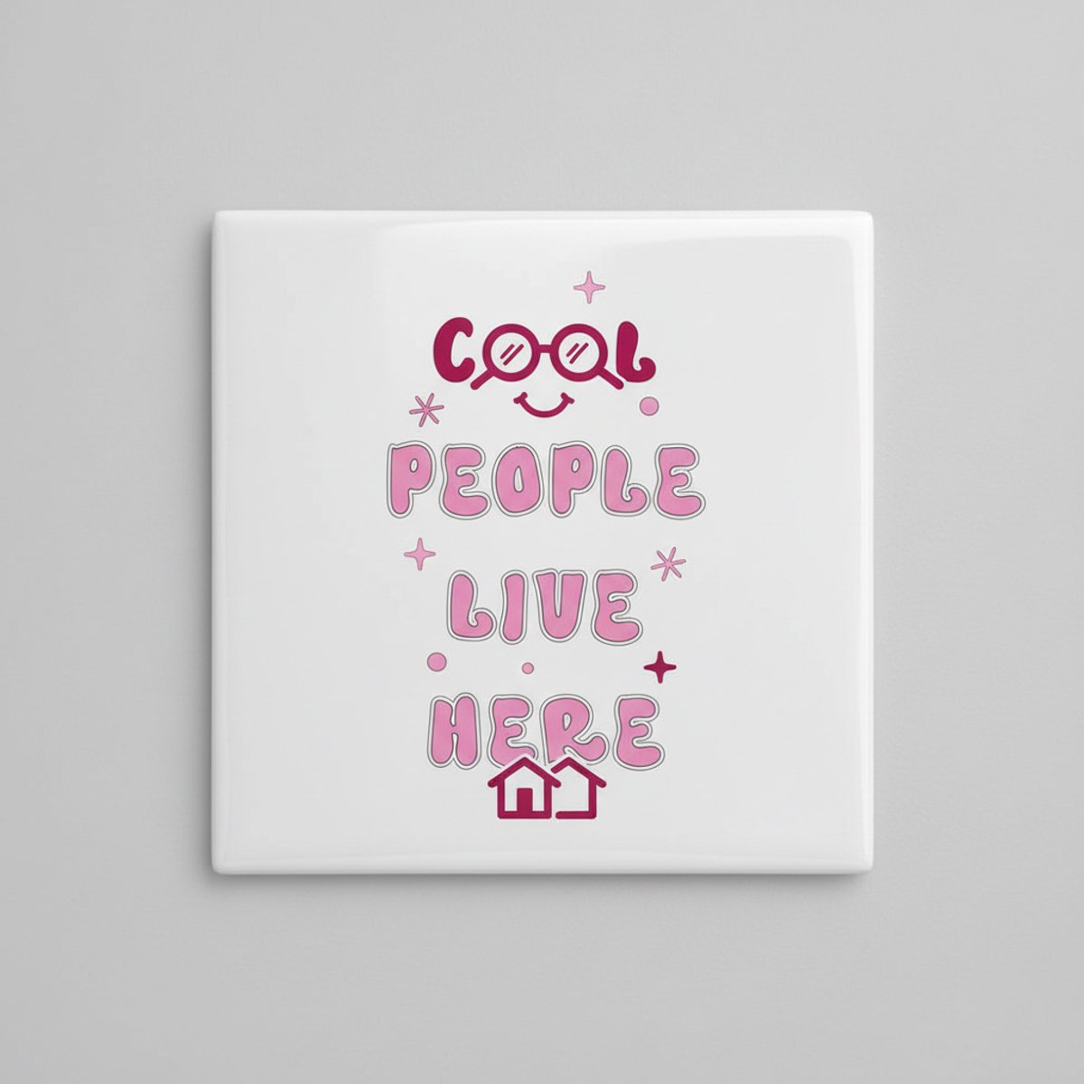 Nevolis Decoratieve Keramische Wandtegel 15x15 cm – “Cool People Live Here” Tekst – Moderne Woondecoratie Multi Color