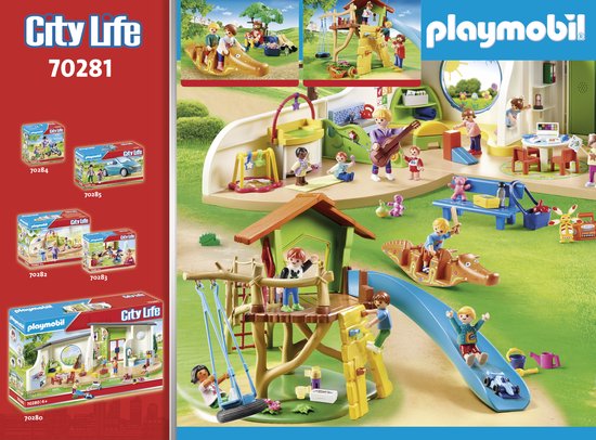 Playmobil City Life speeltuin met speelhuis, klimmuur, glijbaan en schommel.