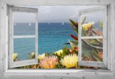 Tuindoek doorkijk - 130x95 cm - openslaand wit venster bloemen en zeilboten  - tuinposter - tuin decoratie - tuinposters buiten - tuinschilderij