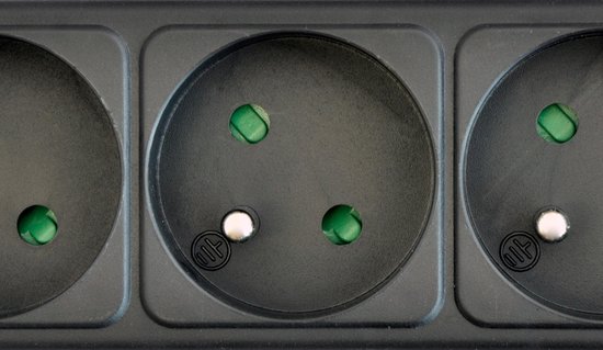 Akyga AK- SP-05B Protection contre les surtensions 5 sortie (s) CA 250 V 3 m Zwart