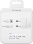 Samsung reisadapter 10W met Micro USB-kabel in verpakking.
