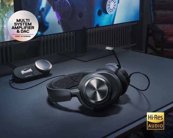 Zwarte gaming headset met metalen oorschelpen, microfoon en GameDAC.