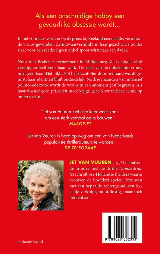 Boekcover met een portret van een oudere vrouw met grijs haar, die glimlacht.