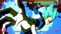 Vegeta (Super Saiyan Blue) met blauw haar, ontwijkt een aanval in een gevecht, omringd door blauwe energie.