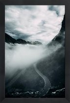 JUNIQE - Poster met houten lijst Misty Roads -13x18 /Grijs & Wit