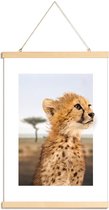 JUNIQE - Posterhanger CHEETAH CUB -40x60 /Bruin & Oranje