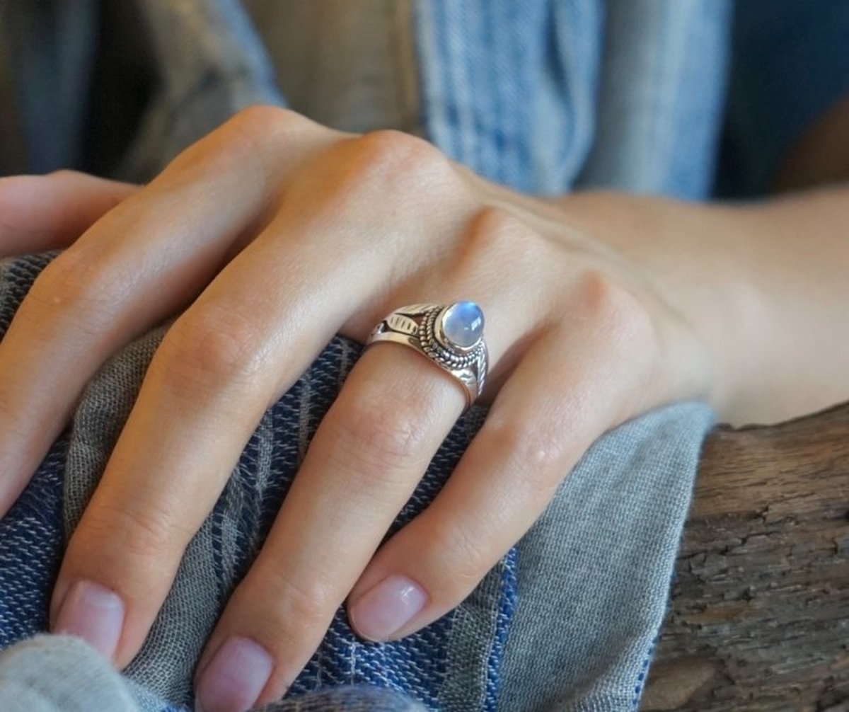 Maansteen ring Faa