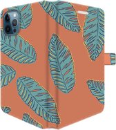 Apple iPhone 12 Pro Max Telefoonhoesje - Portemonneehoesje  - Met pasjeshouder - Met Plantenprint - Tropische Blaadjes - Oranje