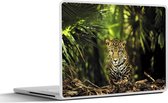 Laptop sticker - 10.1 inch - Jonge jaguar in de jungle - 25x18cm - Laptopstickers - Laptop skin - Cover