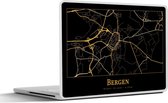 Laptop sticker - 15.6 inch - Kaart - Bergen - Goud - Zwart - 36x27,5cm - Laptopstickers - Laptop skin - Cover