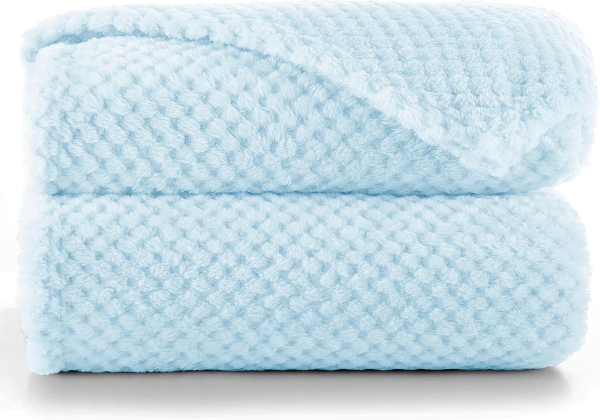 SnelShoppen - Cuddly Dekentje 220 x 240 cm Microvezel Fleece Bedsprei Lichtblauw, Zacht en Knuffelig voor Sofa, Bed of Feestelijke Gelegenheden