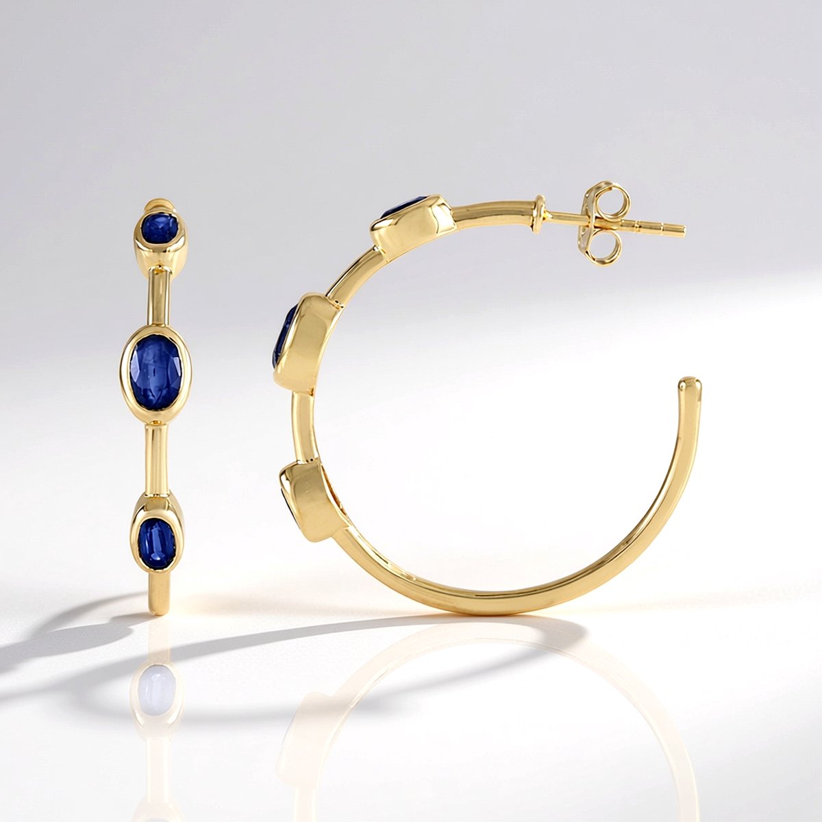 Cavill - Vergulde Zilveren Oorbellen met 2,232 ct Nepal Kyaniet - 925 Sterling Zilver - Ovale Blauwe Edelsteen - Elegante Bezel Zetting