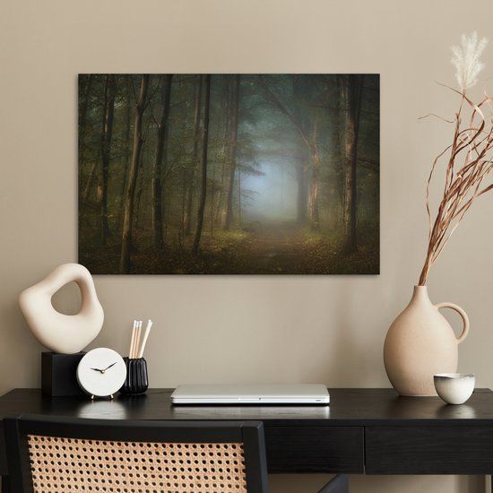 Poster 60x40 cm - Bos - Winter - Mist - Pad met bomen - Bospaden - Posters - Kamer decoratie - Wanddecoratie woonkamer - Muurdecoratie slaapkamer