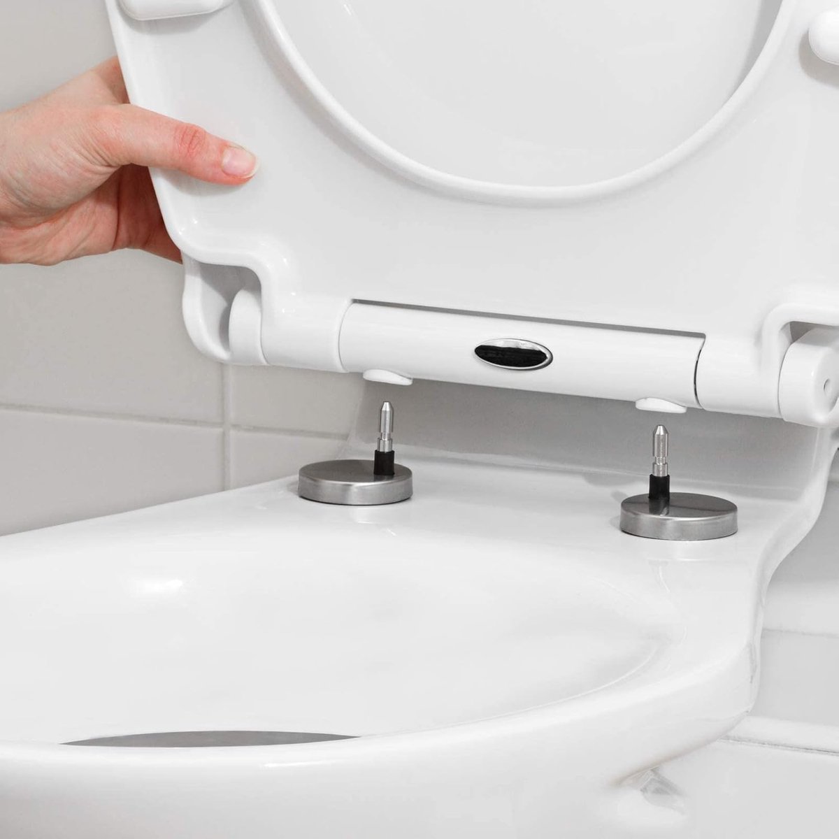 Products WC Bril Softclose met Quick Release, Ovale Toiletbril van Thermoset met ABS Scharnieren en Bevestiging, 44,1 x 36,5 x 5 cm, Witte WC Bril voor Snelle Reiniging en Dagelijks Gebruik