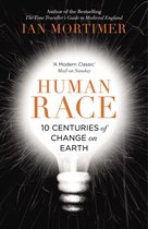 Couverture du livre "Human Race" par Ian Mortimer, montrant une ampoule incandescente sur fond sombre.