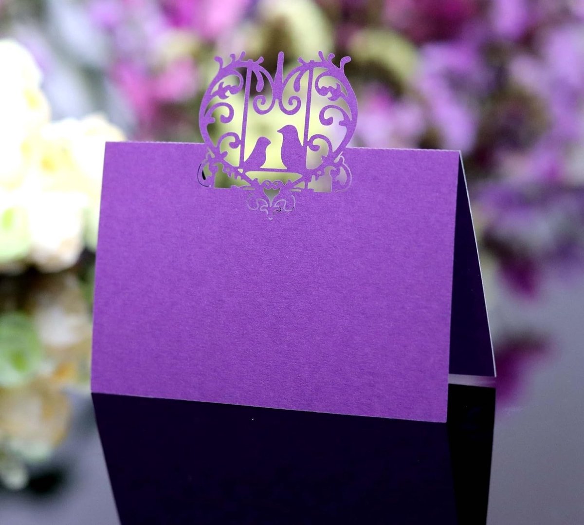 Omgoods- Bruiloftstafelkaarten 100 stuks - Parelmoerpapier - Lasergesneden Naamplaatje - Tafeldecoratie - Duurzaam - 12 x 9 cm - Plaatskaarten