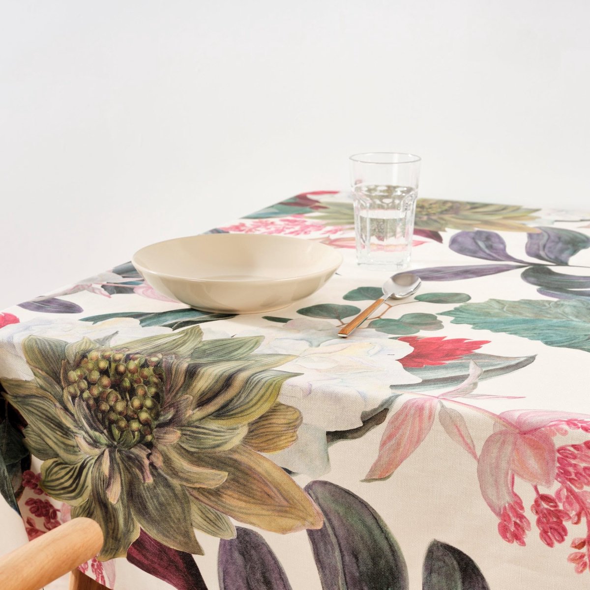 Omgoods - Organisch Katoenen Tafelkleed 300 x 140 cm met Vuilafstotende Coating