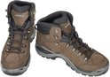 Paar bruine Lowa wandelschoenen met Gore-Tex. Geveterd met grijze en zwarte veters. Zwarte kraag en zool.