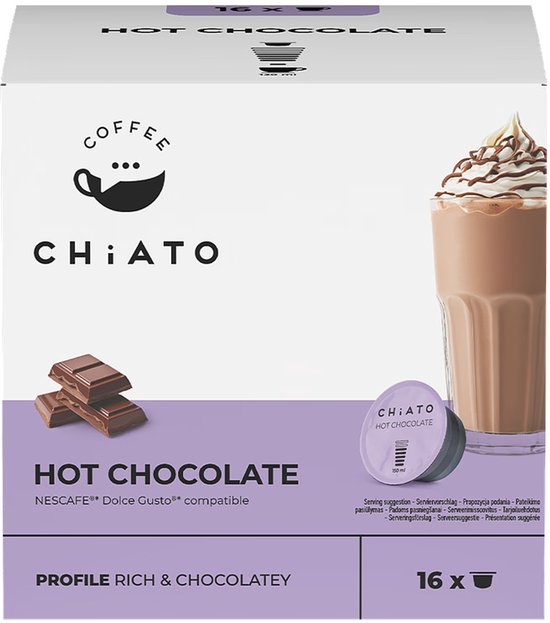 Verpakking met 16 CHiATO Hot Chocolate capsules, compatibel met NESCAFÉ Dolce Gusto. Met afbeelding van hot chocolate met slagroom en stukjes chocolade.
