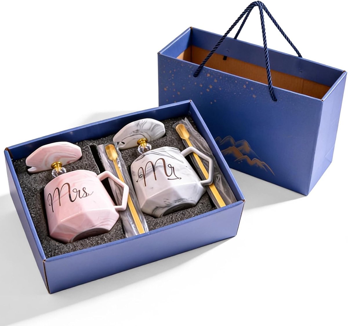 Set van 2 Mokken voor Bruid en Bruidegom, Perfecte Trouwen Cadeaus met Deksel en Lepel, 400ml, Ideaal voor Verloving, Jubileum en Valentijnsdag