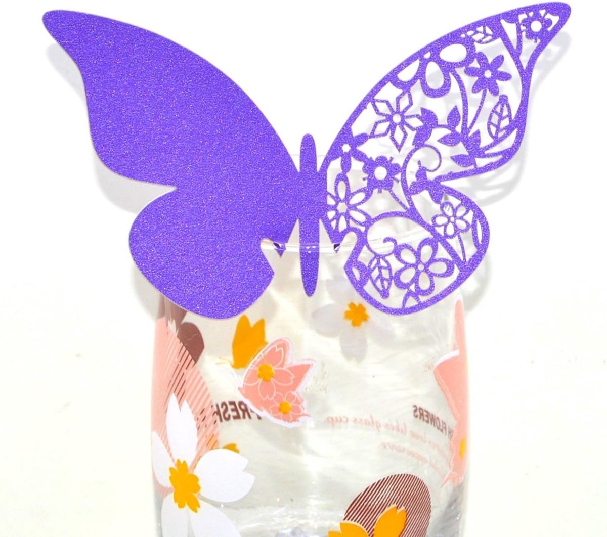 Vlinder Tafelkaartjes - Paars - 50 Stuks - Parelmoer Kunstpapier - Voor Bruiloften en Feestgelegenheden