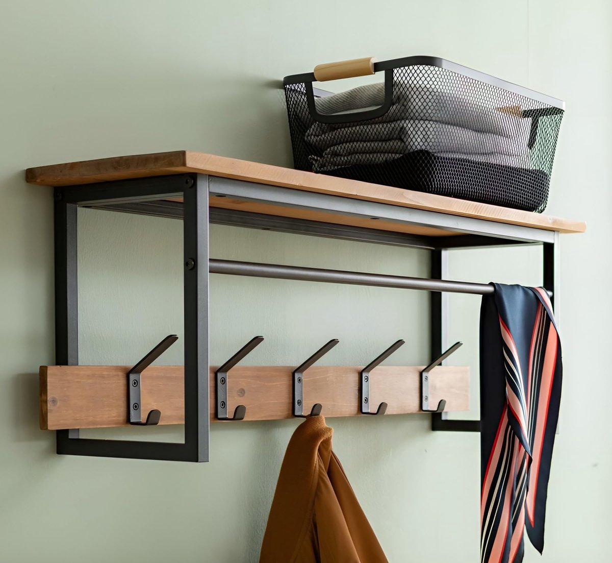 Famanu – Industriële kleerhanger van hout en metaal, zwart, met 5 dubbele haken en plank, muurbeugel voor kleding