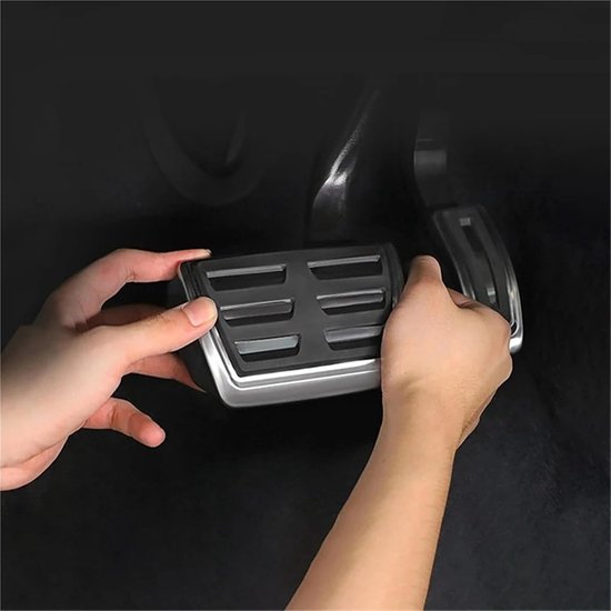 Pedaalkappen Auto - Remgas Pedaal - Verbeteren Rijcomfort - Antislip Oppervlak - One Size - Zilver — afbeelding 2
