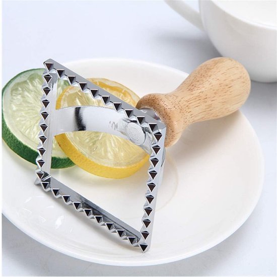 stempelset 4 stuks Pasta-maakgereedschap Vierkante Ronde Hart Wiel Maker Vorm met Houten Handvat voor Ravioli Empanadillas Koekjes Dumplings — afbeelding 3