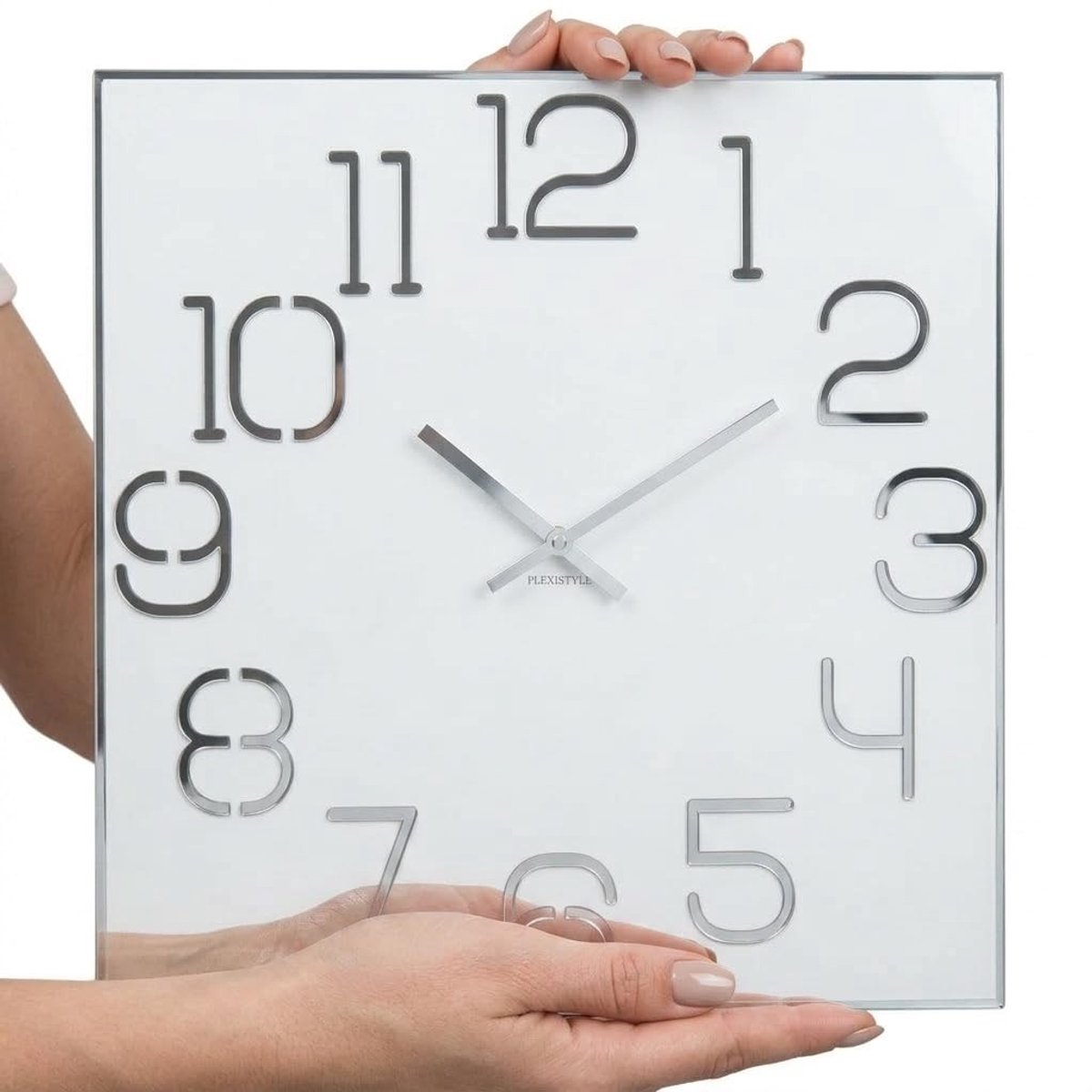 Omgoods - 30 cm Moderne Wandklok - Stille Digitale Klok voor Woonkamer en Slaapkamer