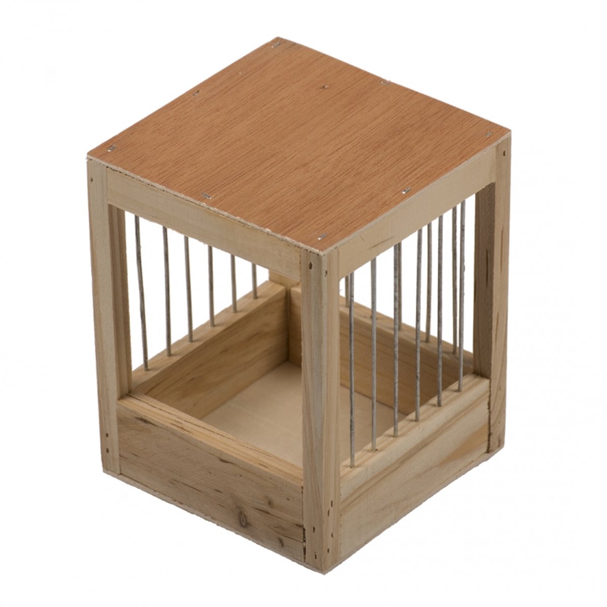 Houten tralie nest