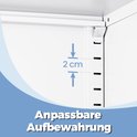 Binnenzijde witte kast met verstelbare plankhoogte van 2 cm. Tekst: Aanpasbare Opbergruimte