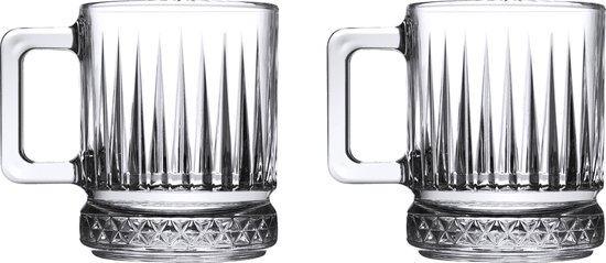 Twee doorzichtige glazen bierpullen met verticale ribbels en een decoratieve kristallen rand aan de onderkant.