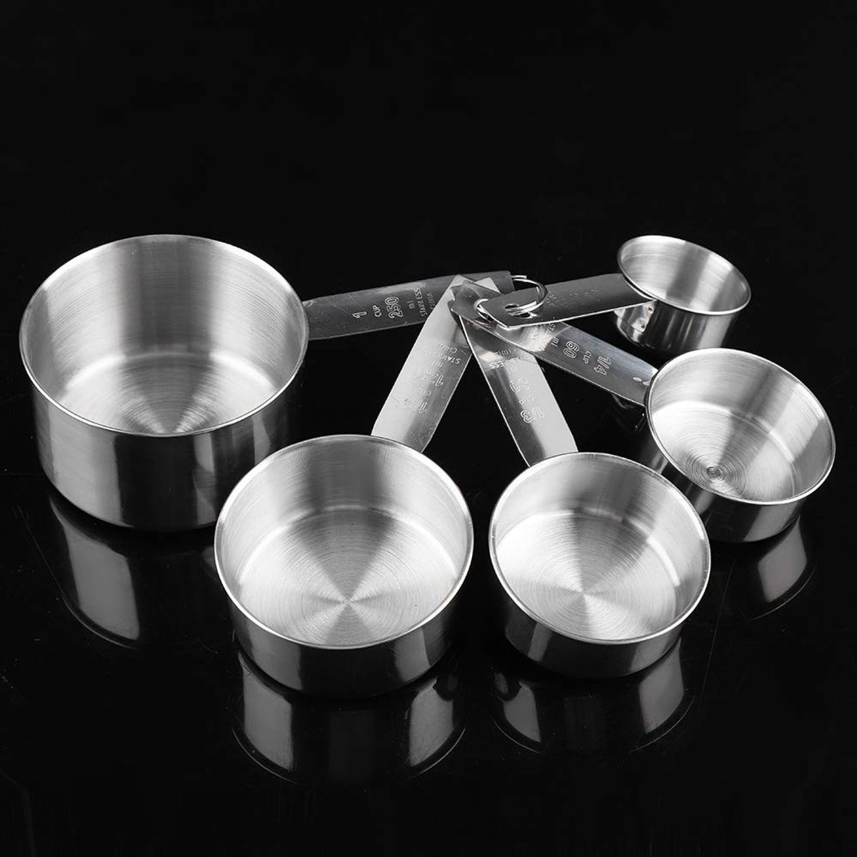 Set van 5 RVS Maatbekers voor Bakken, Koken en Messen - Keukenaccessoires voor Thuis en Restaurants