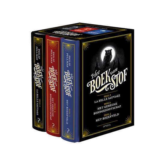 Coffret de la trilogie "Le Livre du Chaos" de Philip Pullman. Le volume 1 est rouge, le volume 2 est bordeaux et le volume 3 est bleu.