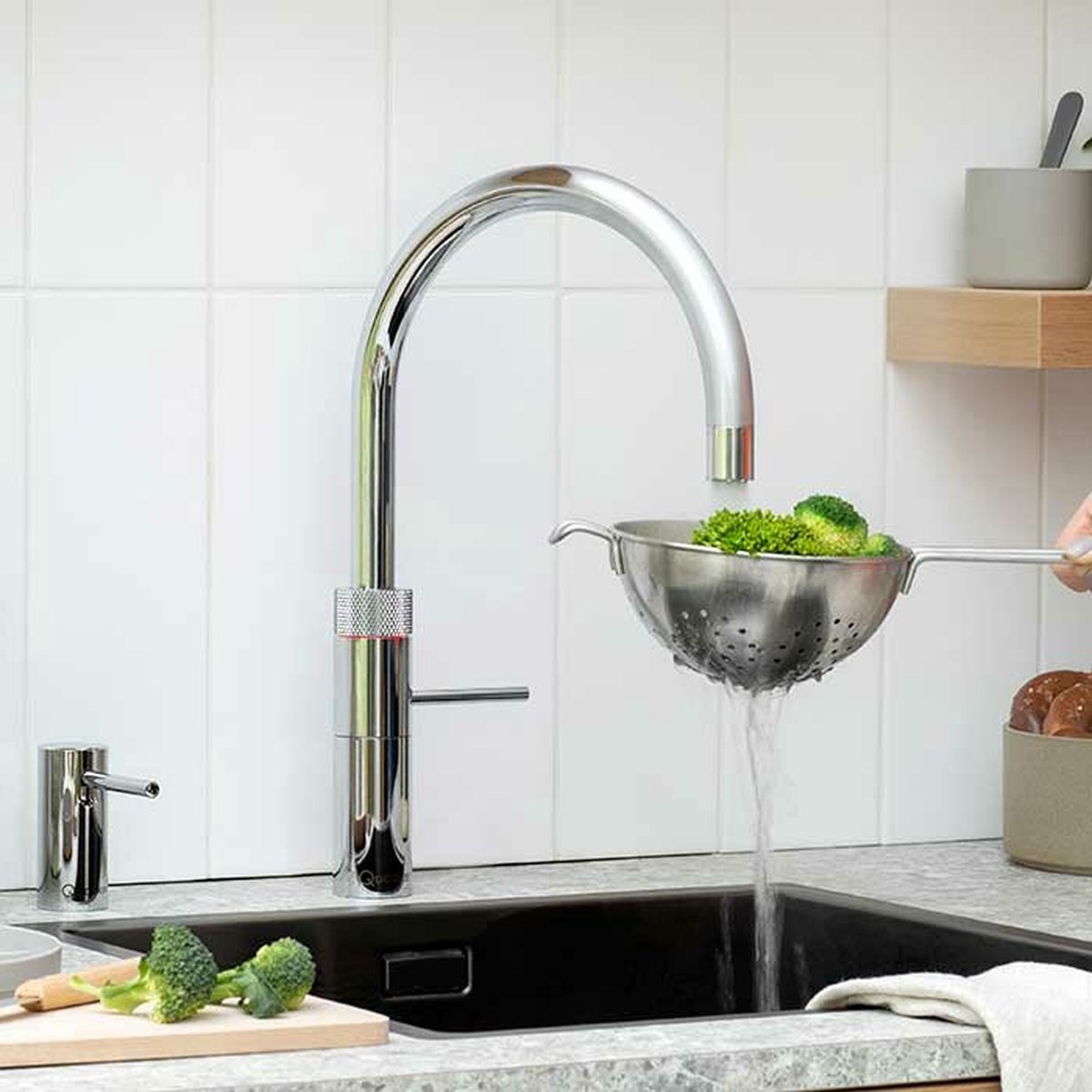 Quooker Fusion Round Gunmetal thumbnail 4
