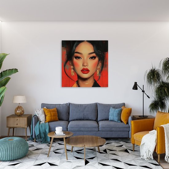 Peinture abstraite d'une femme asiatique aux cheveux relevés, lèvres rouges et boucles d'oreilles dorées, sur fond rouge.