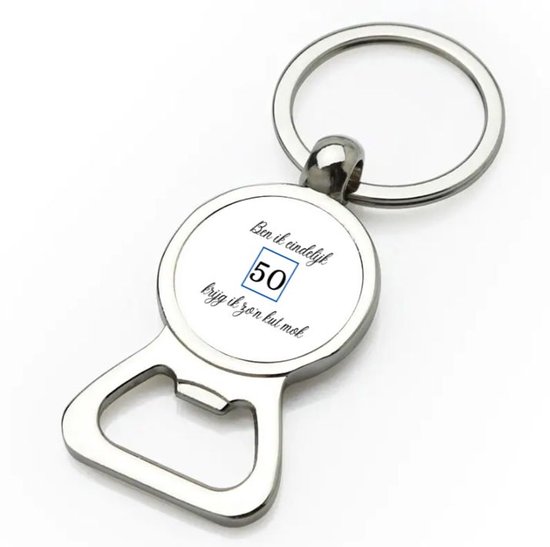 Akyol - ben ik eindelijk 50 krijg ik zo'n kut mok flesopener - Hoera 50 jaar - mama papa - verjaardag 50 jaar - cadeautje - geschenk - 9 bij 3 cm